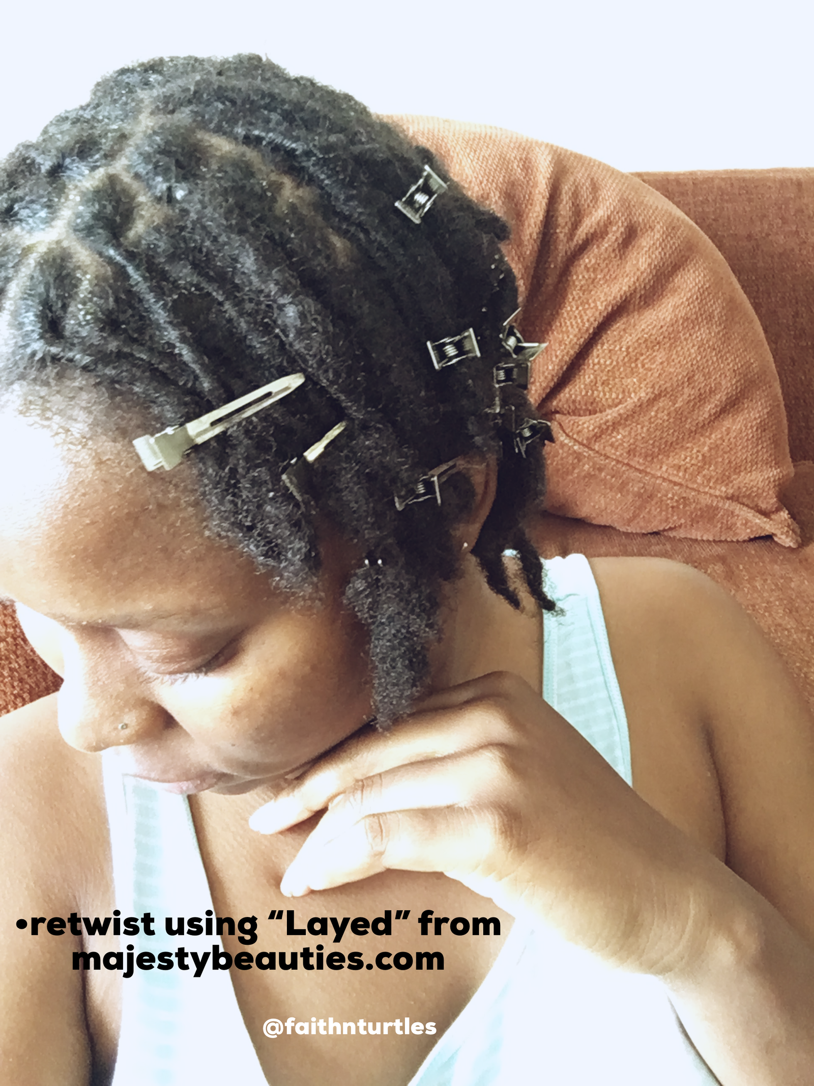 how to retwist locs